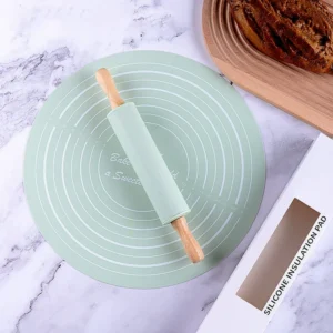 Alternative view of Silicone Dough Mat & Rolling Pin Set – Box Packed